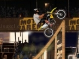 Jeu moto x arena extreme